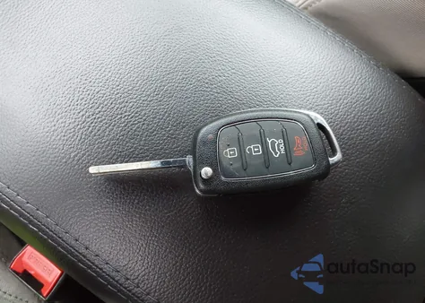 2016 Hyundai Santa Fe Se from USA, damaged, VIN KM8SMDHF6GU142588